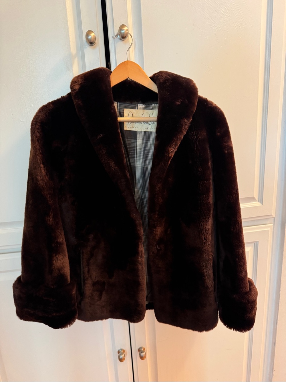Vintage Chocolate Brown Mouton 1950’s fur coat